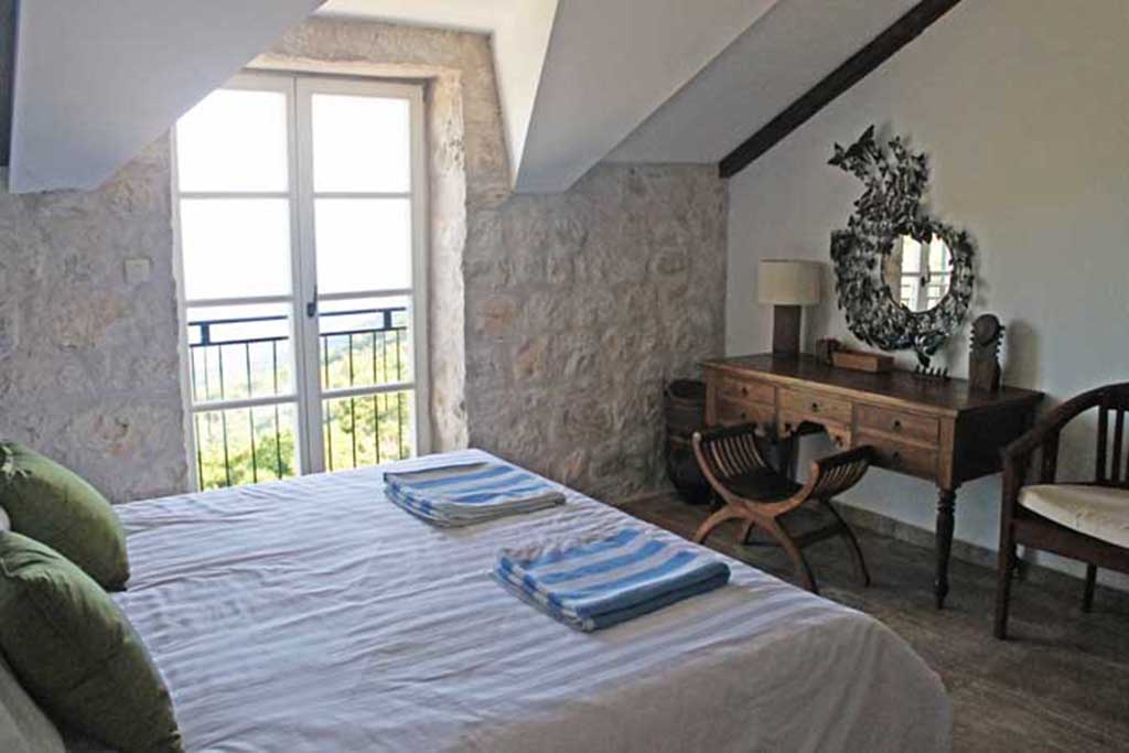 Budva,Montenegro,6 Bedrooms Bedrooms,5 BathroomsBathrooms,Houses - Villa,1065