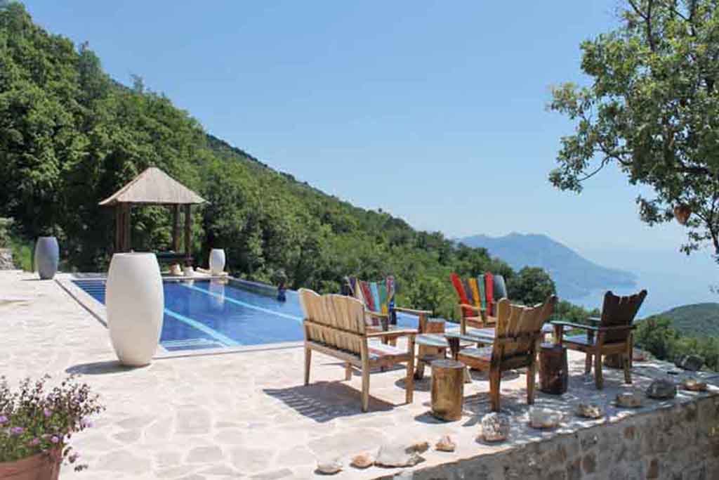 Budva,Montenegro,6 Bedrooms Bedrooms,5 BathroomsBathrooms,Houses - Villa,1065